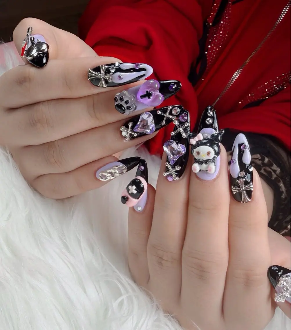 ネイル チークネイル フレンチネイル グラデーション キラキラネイル 韓国ネイル HIKARIHANA NAILのネイルデザイン