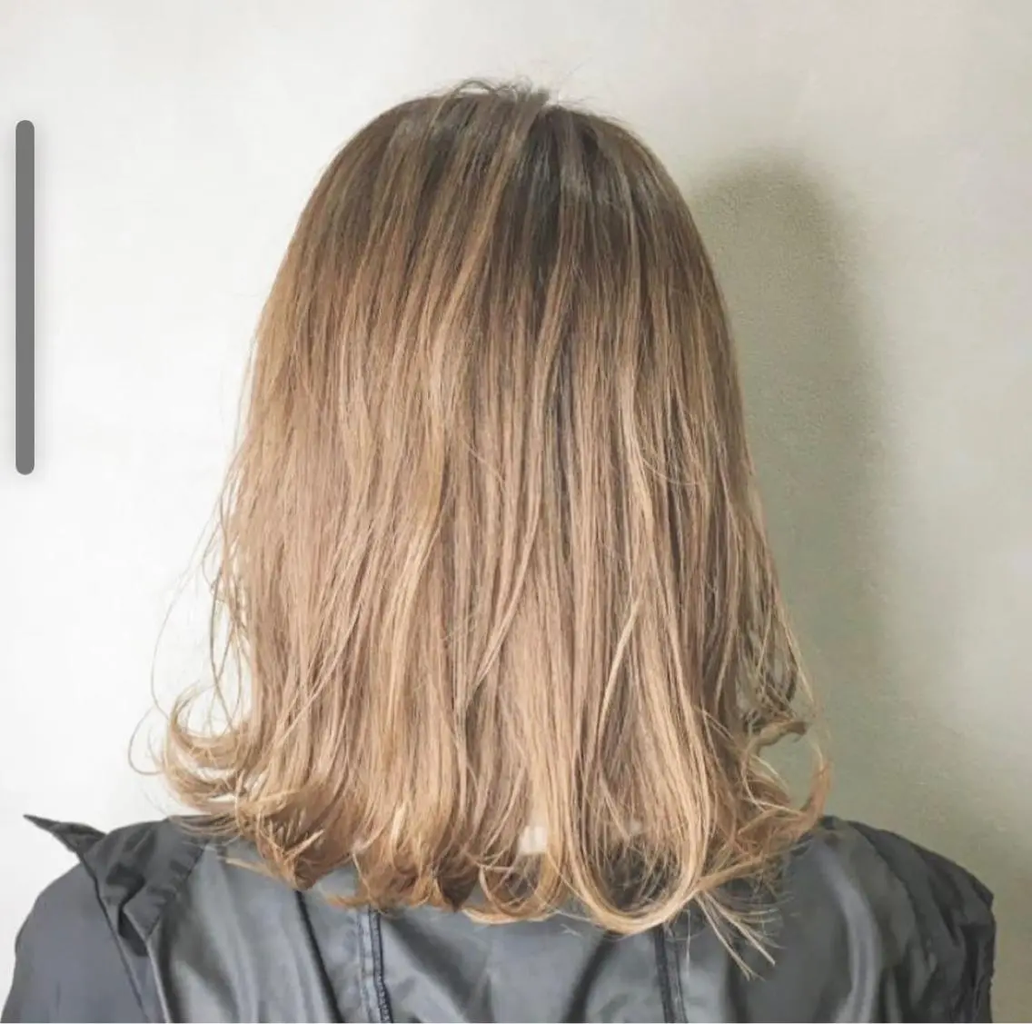 ミディアム 亀川蓮 Agu hairのヘアスタイル
