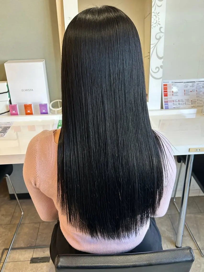 カラー 黒髪 🫧ミネ タイガ🐯のヘアスタイル