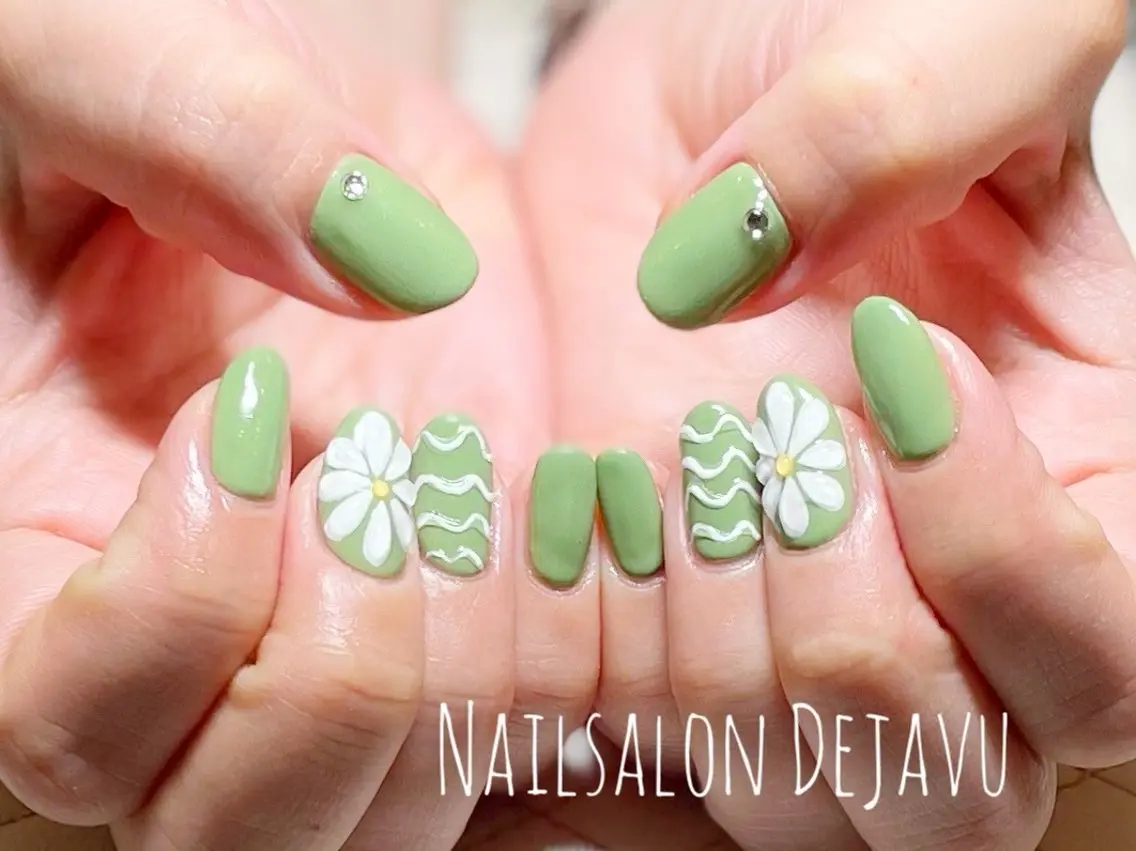 ネイル フラワーネイル 持ち込み ハンドネイル Nailsalon Dejavuのネイルデザイン