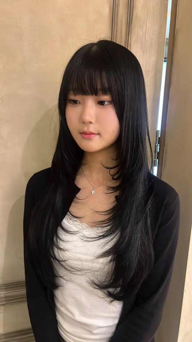 ロング カラー 津村 優明のヘアスタイル