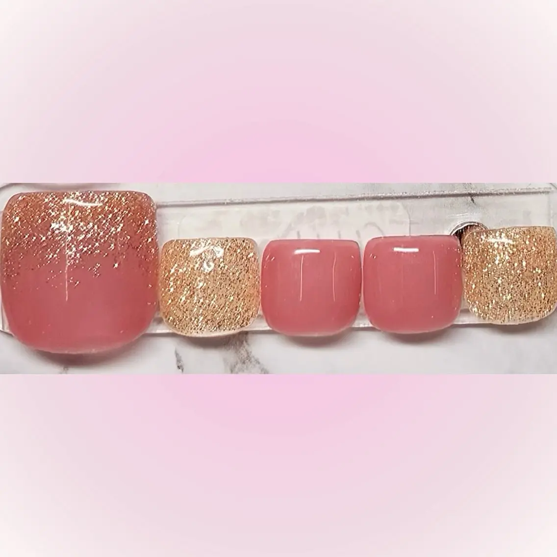 ネイル フットネイル 💅 MOMOのネイルデザイン