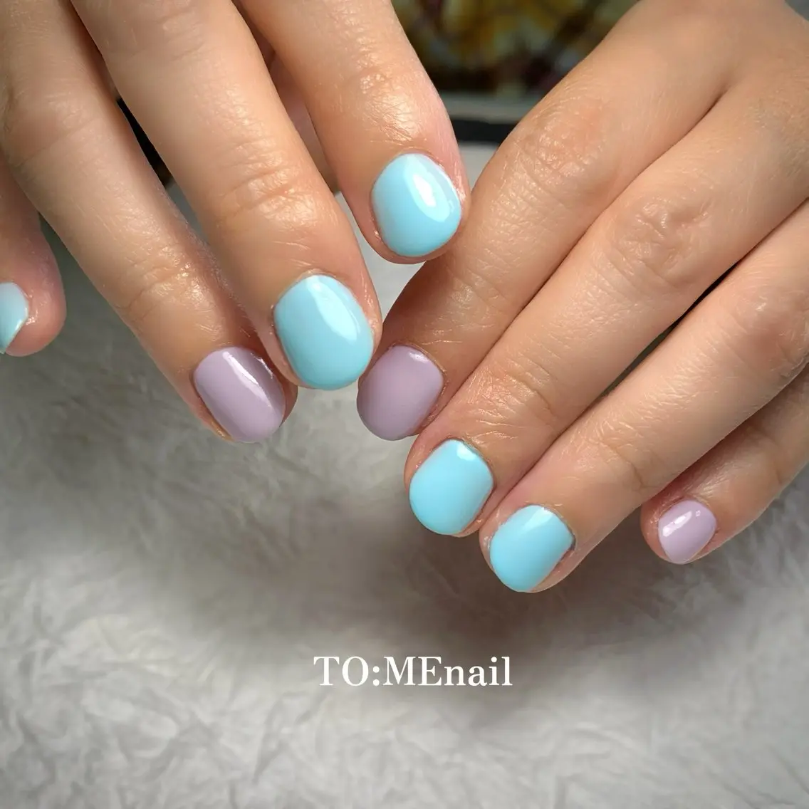 ネイル ブルー フットネイル オフィスネイル ワンカラーネイル パステルネイル ハンドネイル 💌TO:ME トゥーミーネイル🌿のネイルデザイン