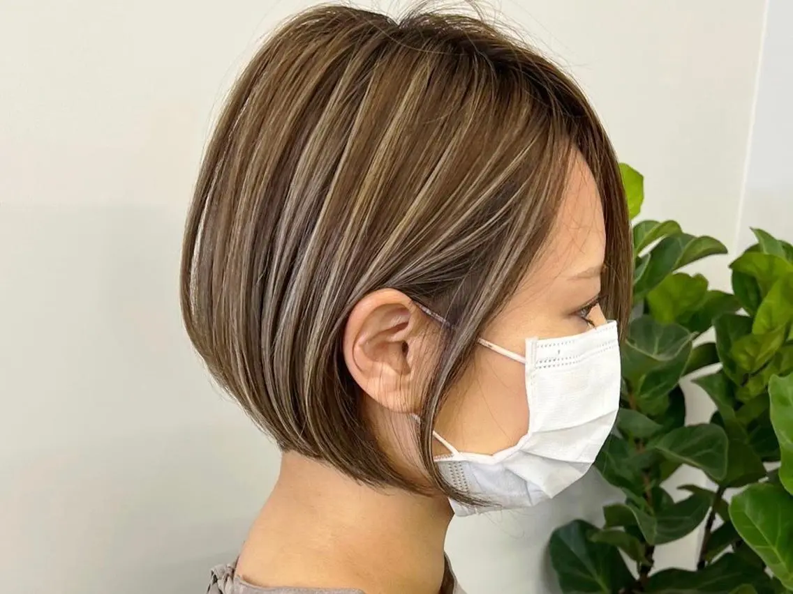 ショート カラー ショートボブ バレイヤージュ ブリーチ ケアブリーチ ダブルカラー 横浜 店長 橋場優のヘアスタイル