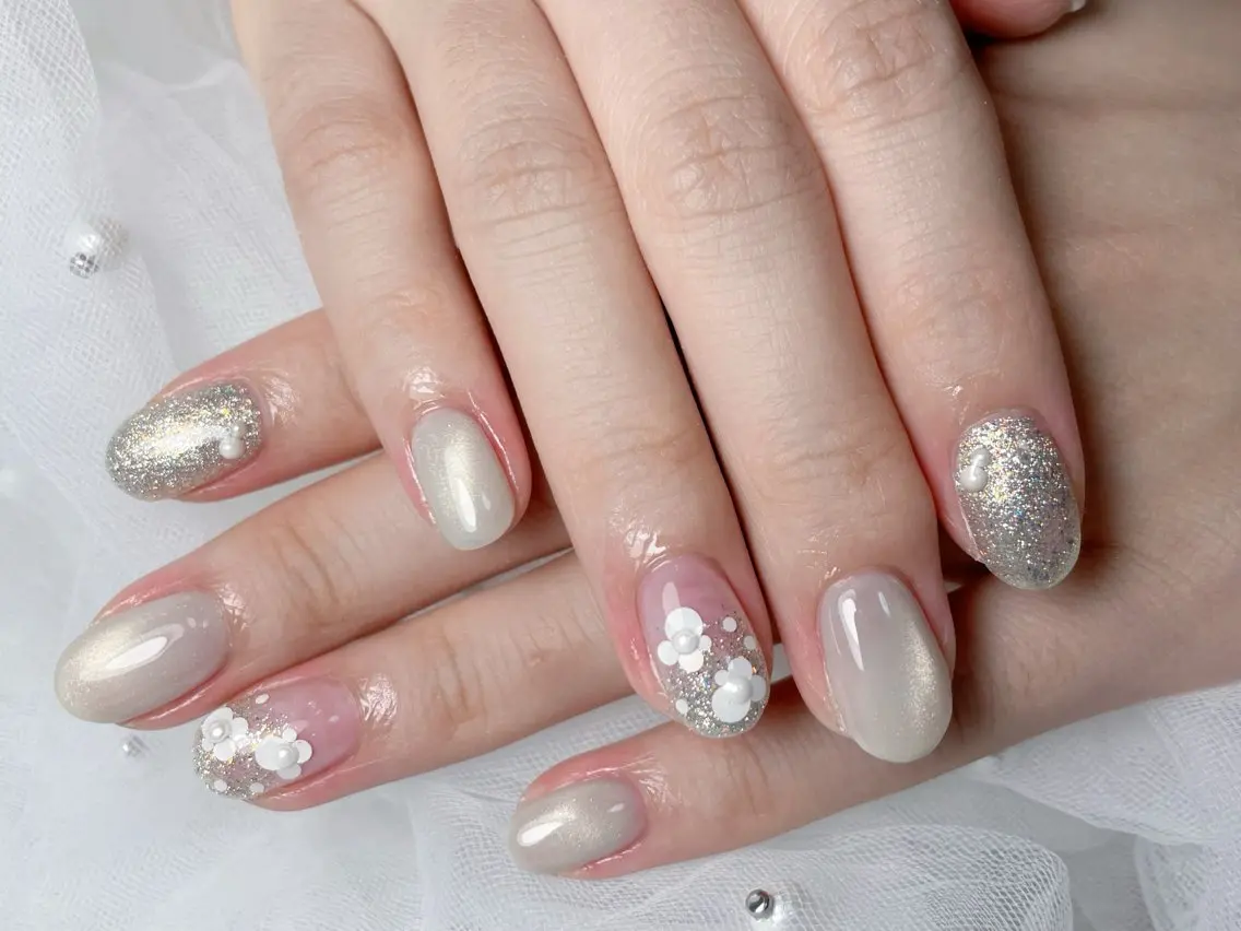 ネイル LUNE 銀座 Erikaのネイルデザイン