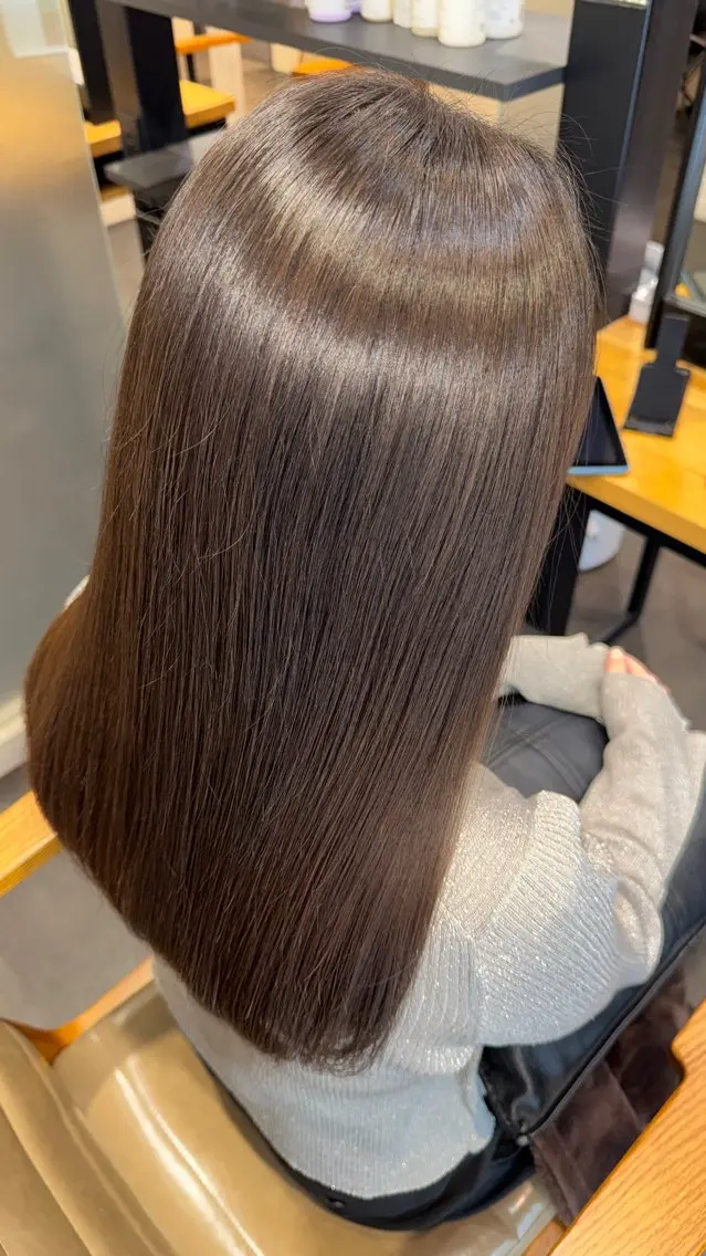 ロング トリートメント カット トリートメント miho mora神楽坂のヘアスタイル