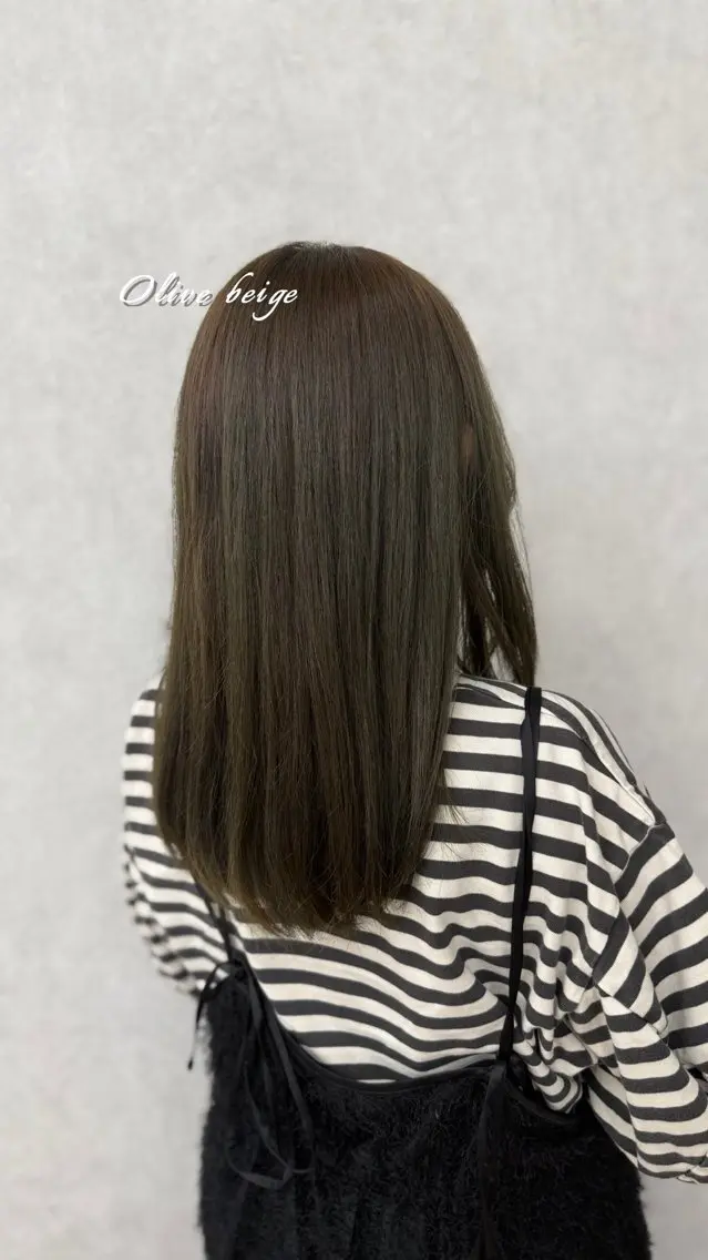カラー ベージュカラー ブラウンカラー オリーブベージュ オレンジ 玉城 彩奈のヘアスタイル