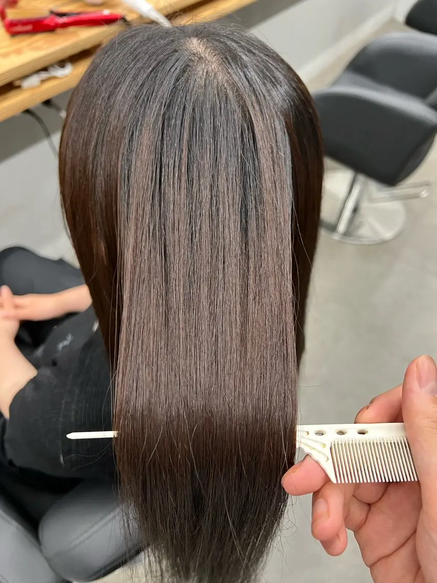 【✨novusお試しクーポン✨】カット + novus髪質改善トリートメントの写真