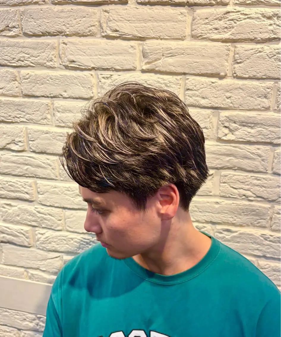 ショート カラー ブリーチ メッシュ ショートヘア カット ヘアカラー 【癒しのバーバー】 小野寺のヘアスタイル