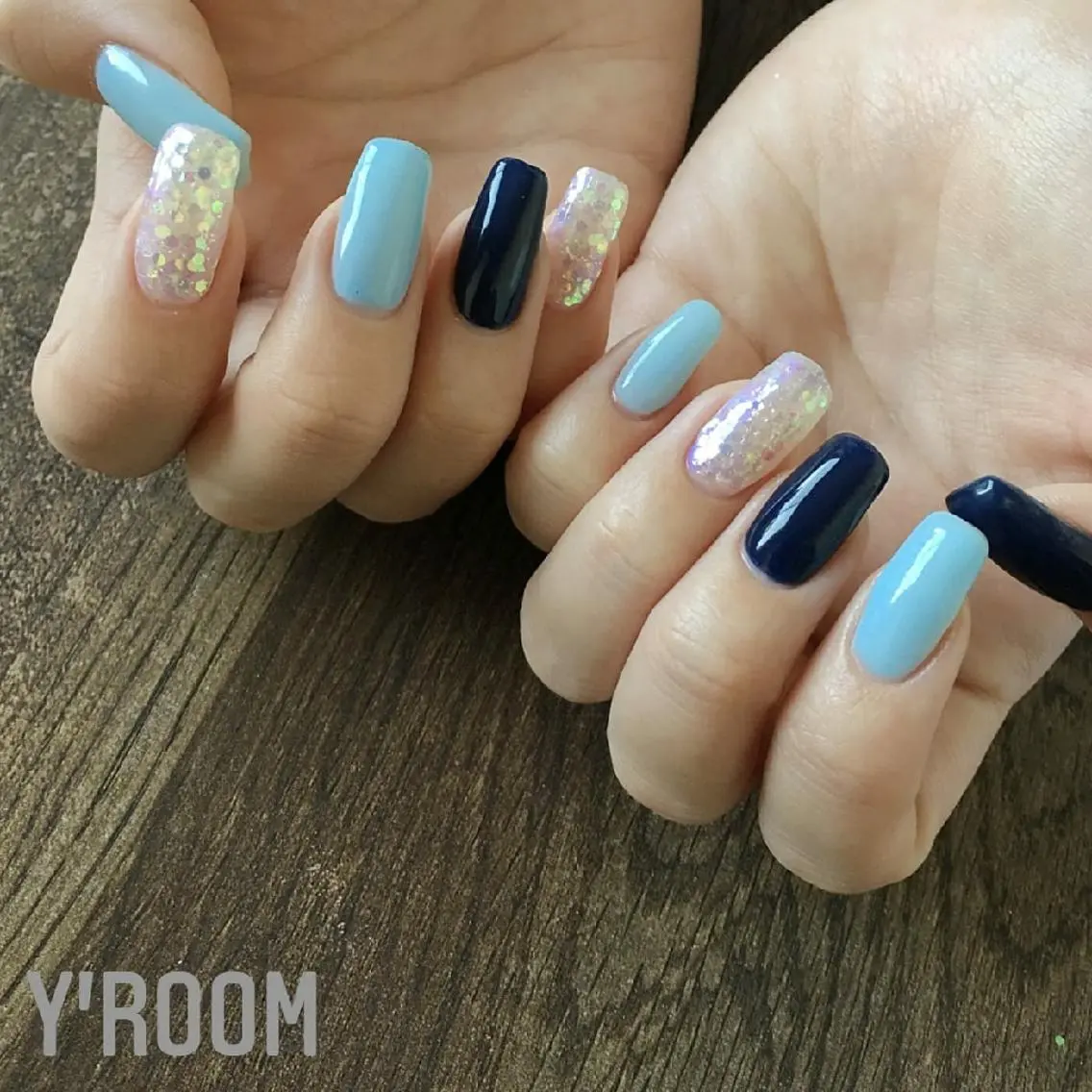 ネイル フラッシュネイル ジェルネイル キラキラネイル マグネットネイル ニュアンスネイル ハンドネイル YUKA （ネイリスト）のネイルデザイン