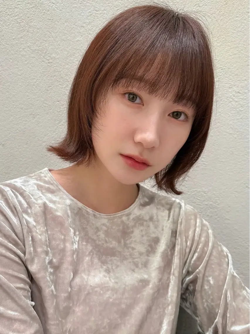 ミディアム 米澤 由衣のヘアスタイル