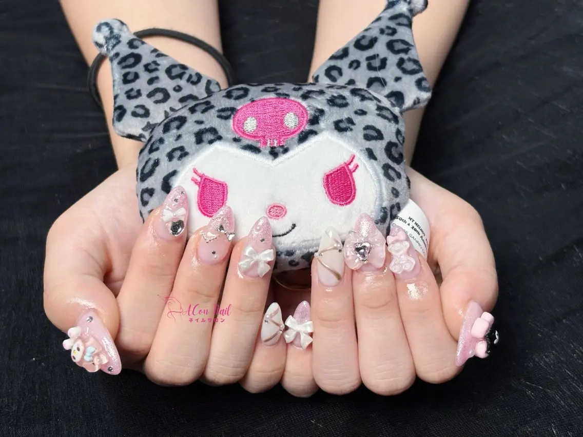 ネイル 桜ネイル 長さ出し フラワーネイル フレンチネイル ジェルネイル ハンドネイル ACon NailSalonのネイルデザイン