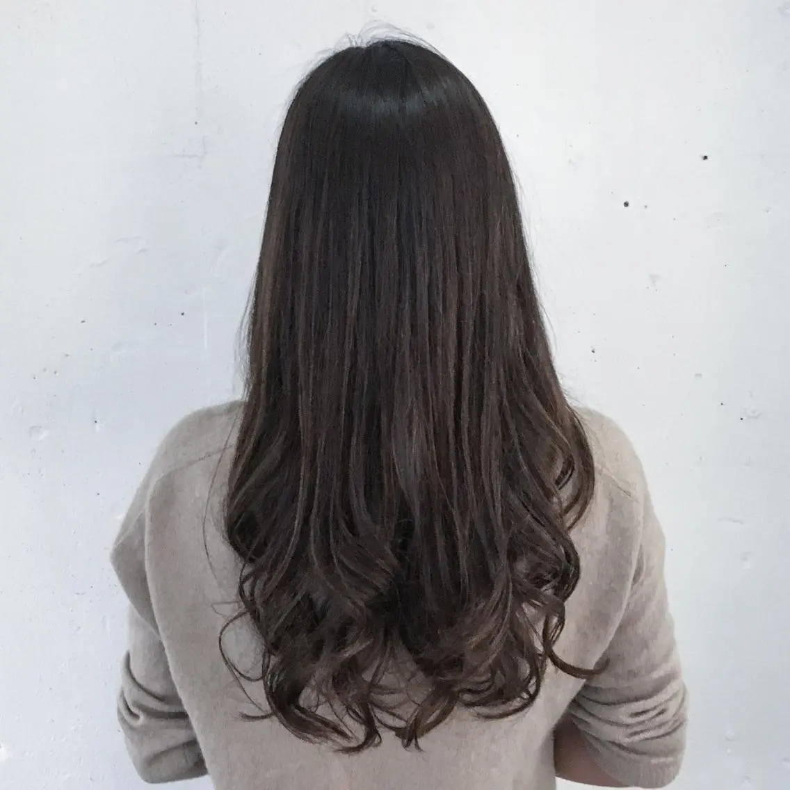 ロング カラー パーマ カット パーマ トリートメント トミタ アツシのヘアスタイル