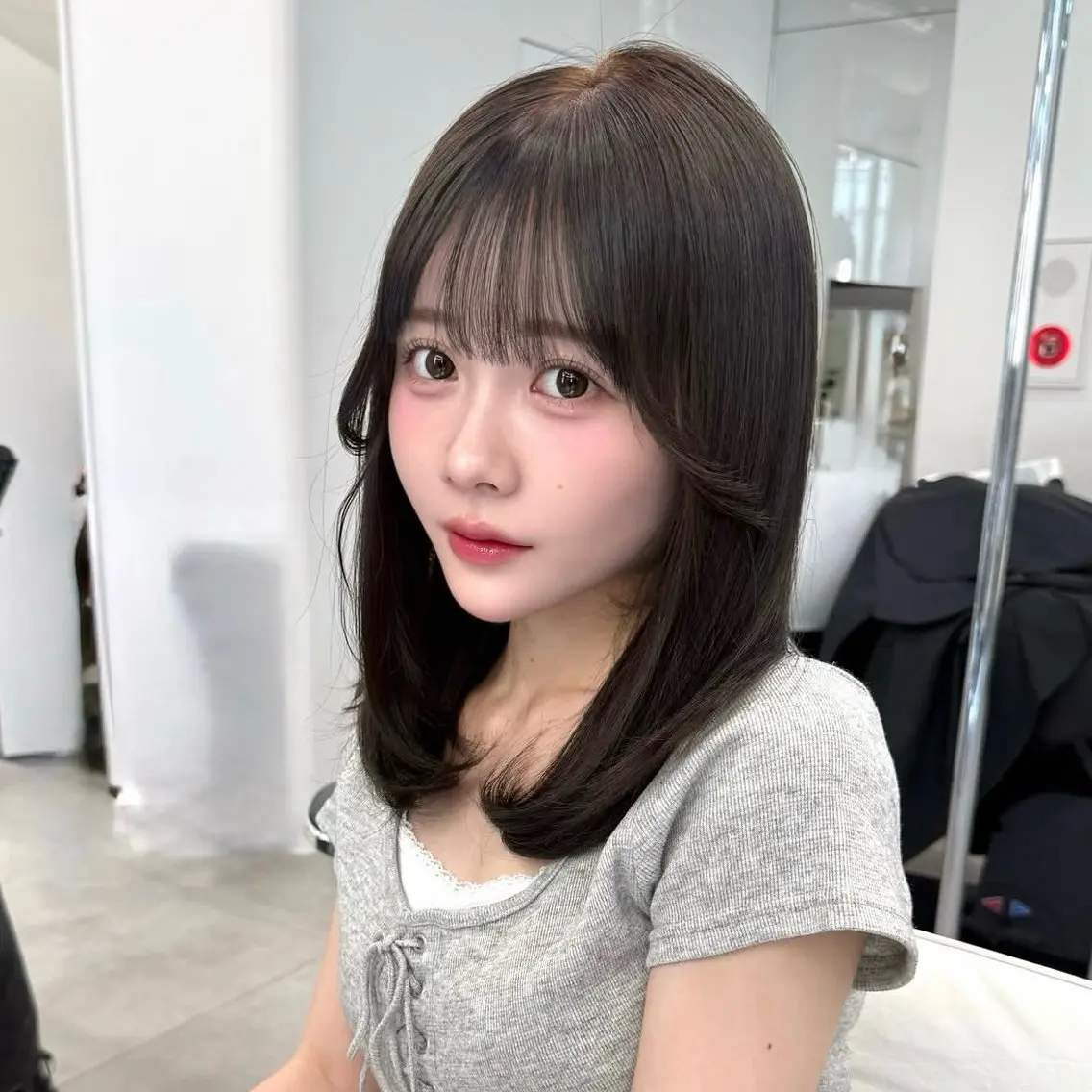 ミディアム カット 縮毛矯正 トリートメント ヘアセット ゆうさ 縮毛矯正 似合わせカットのヘアスタイル