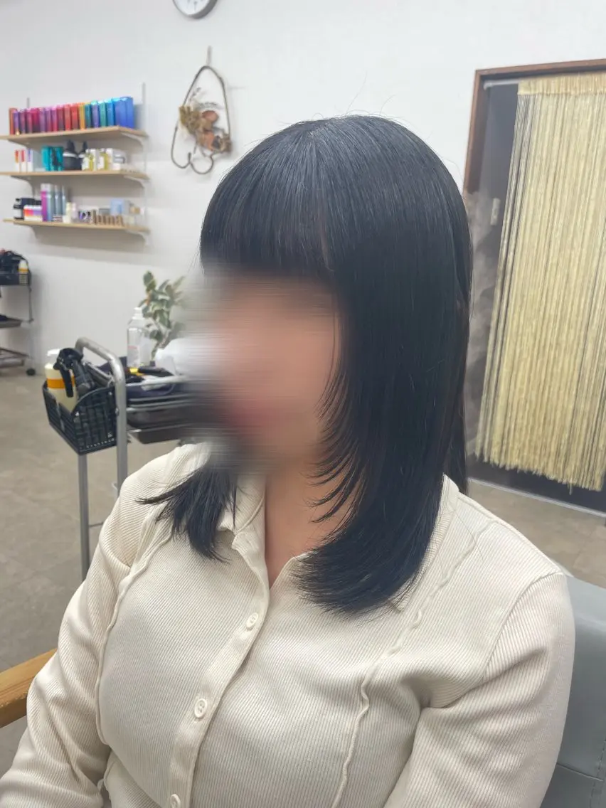 ミディアム 顔周りカット ハイレイヤー レイヤーカット 小顔カット ayane あやねのヘアスタイル