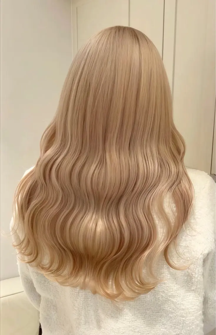ロング ヘアカラー トリートメント コスギ ユカナのヘアスタイル