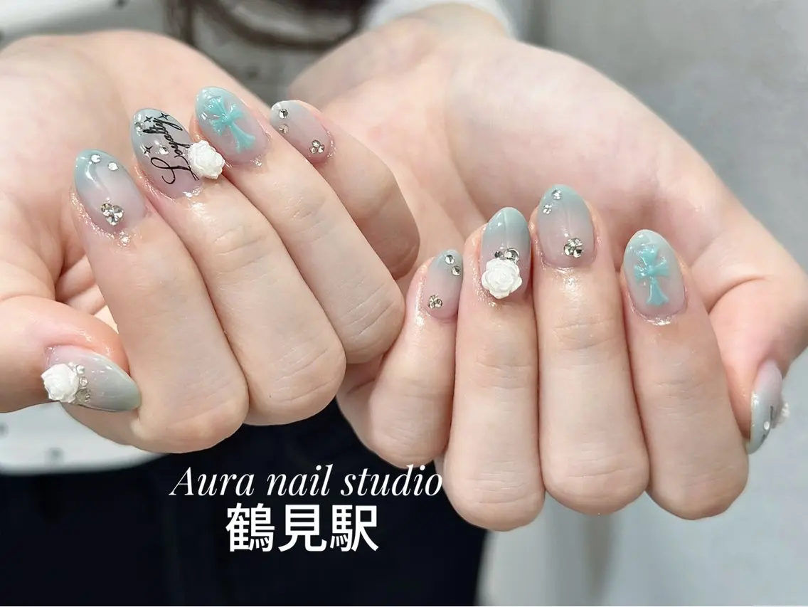 ネイル ハンドネイル Aura nail 🍐💫のネイルデザイン