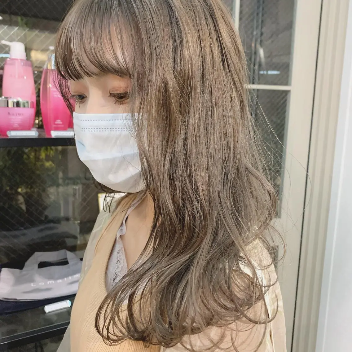 ロング カラー ネイル ハイトーンボブ 前田 表参道　グレージュのヘアスタイル