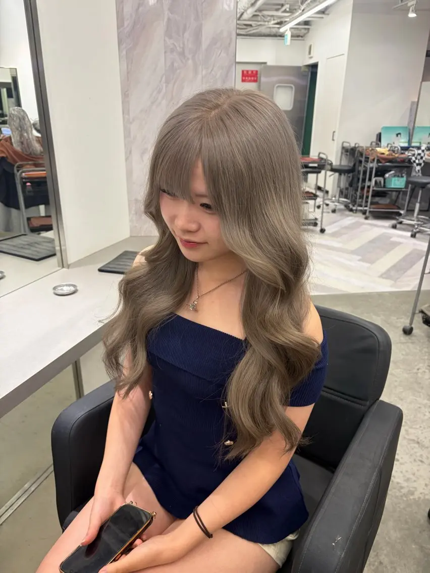 ロング カラー カット ヘアカラー トリートメント EIGHT ／SHU🩶のヘアスタイル