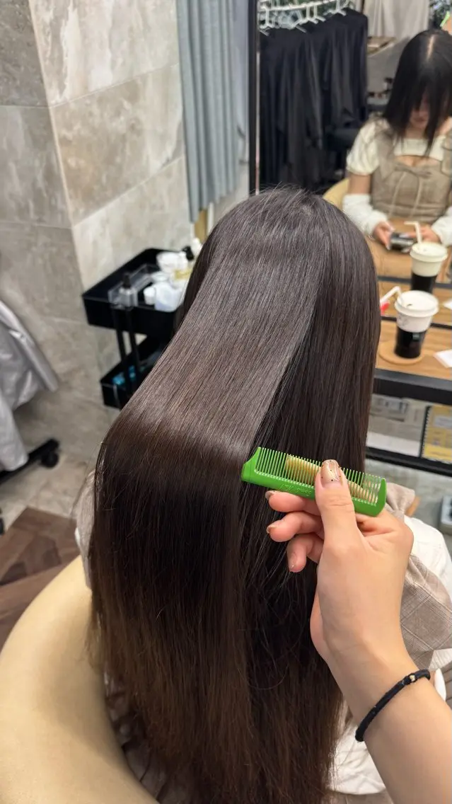 ロング 透明感カラー✨🫧 こころのヘアスタイル