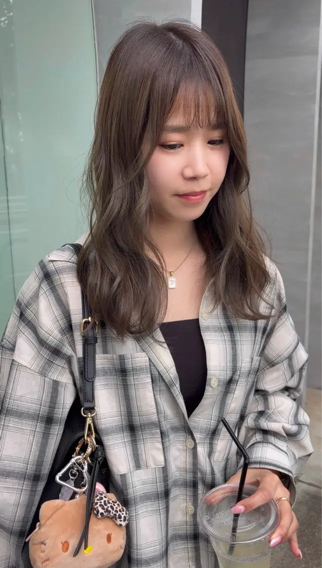 ロング カラー 透明感カラー グレージュ ミルクティーグレージュ 似合わせカット カット ヘアカラー トリートメント 城 慎太郎のヘアスタイル