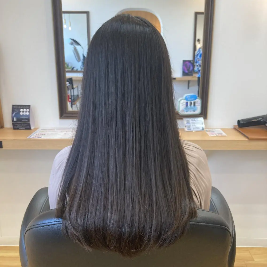 ロング 神田 菜々子のヘアスタイル
