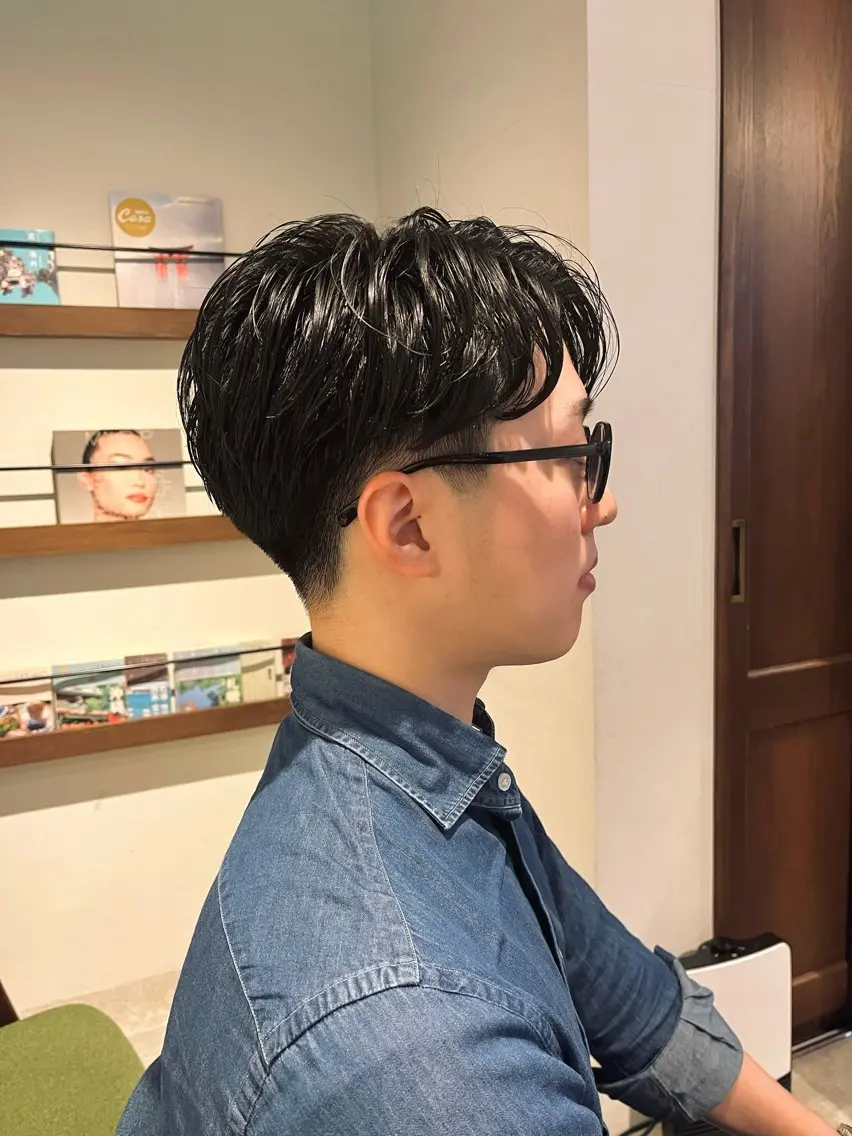 ショート メンズ 渡邊 百咲のヘアスタイル