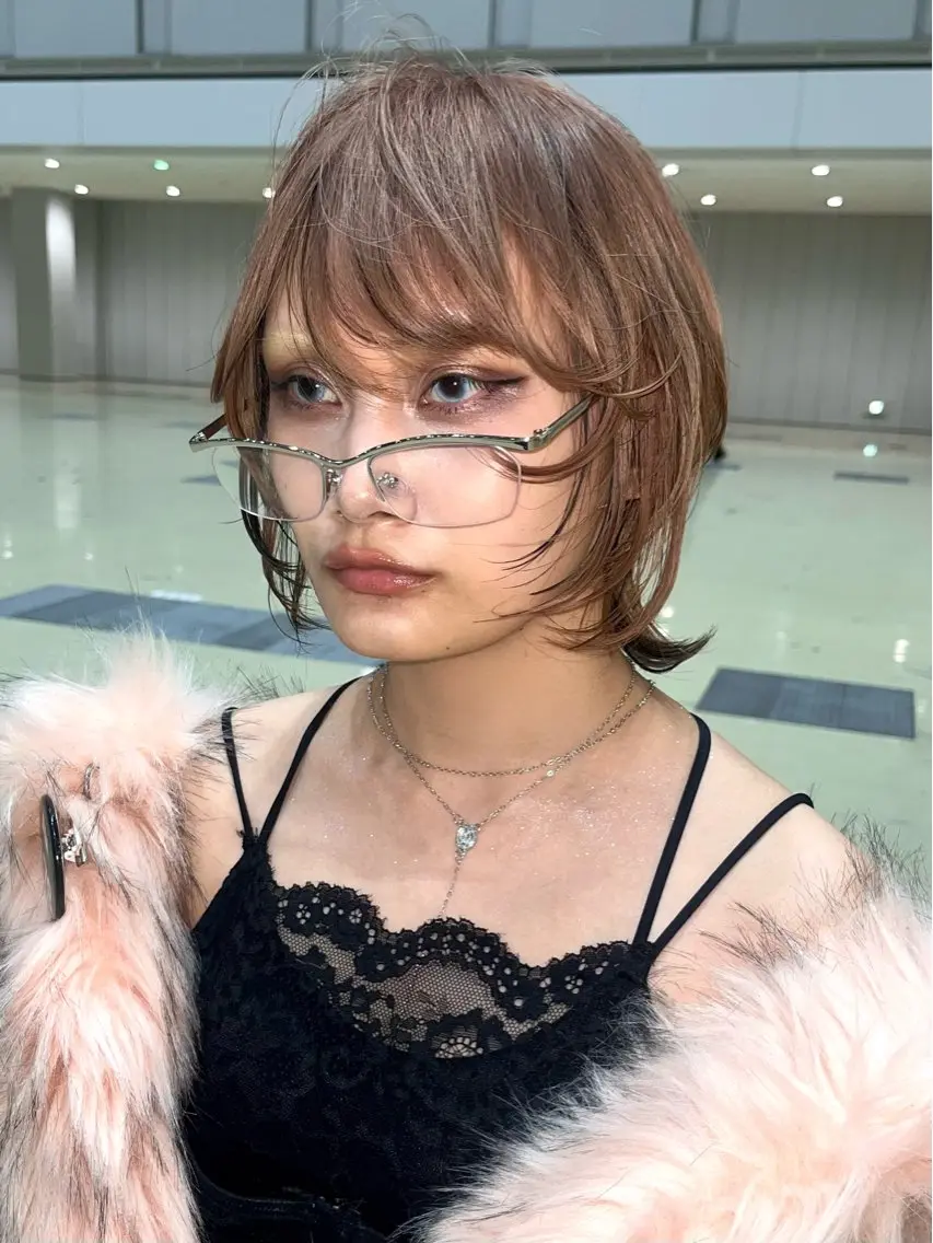 ショート カラー カット ヘアカラー 小顔・顔まわり🦋 ウルフ❤︎ ͛めいのヘアスタイル
