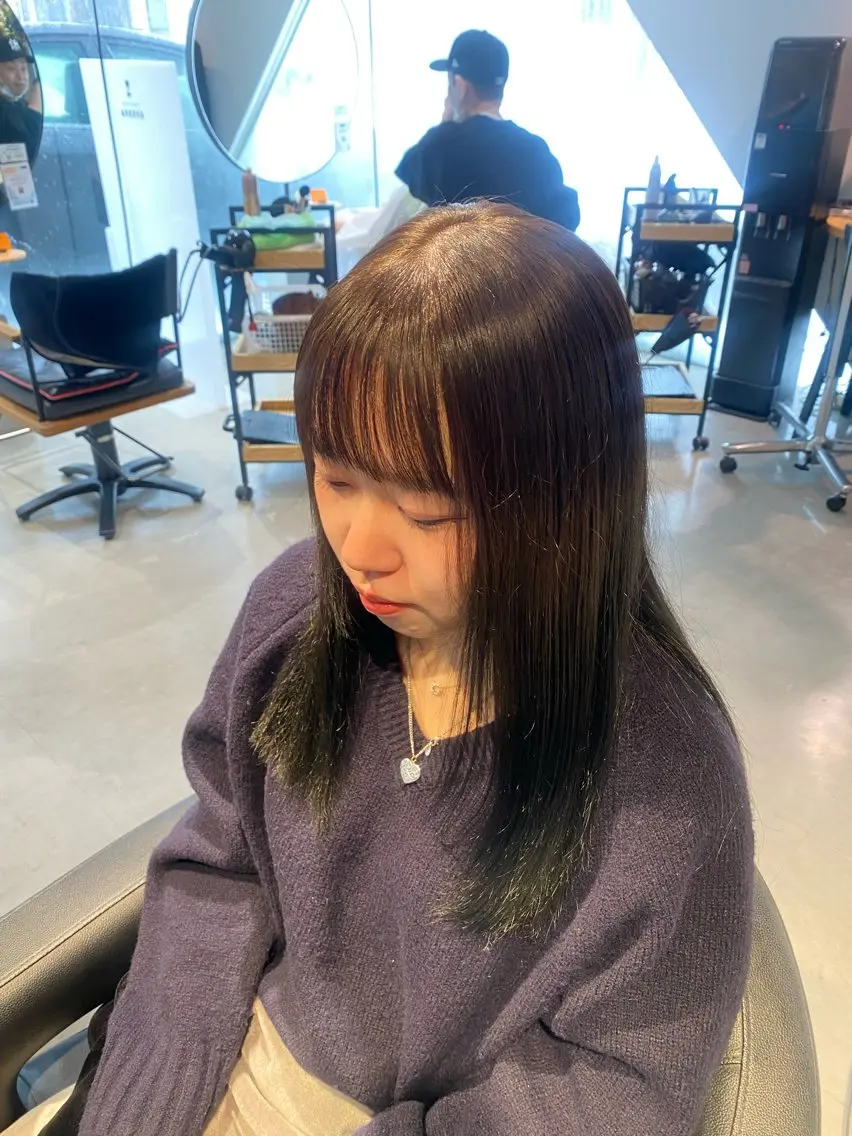 ロング カット ヘアカラー トリートメント APREKO 葵のヘアスタイル