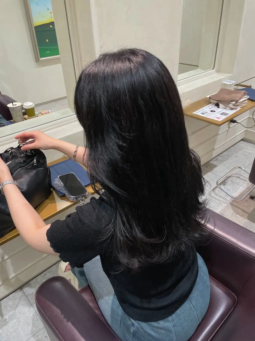 セミロング カット ヘアカラー 本城 紗良のヘアスタイル