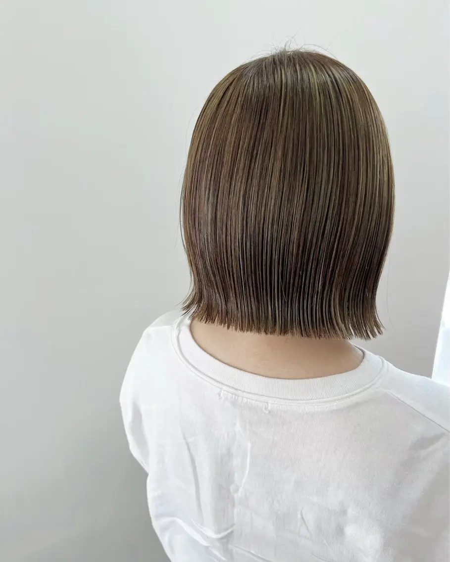 カラー mopa ayaneのヘアスタイル