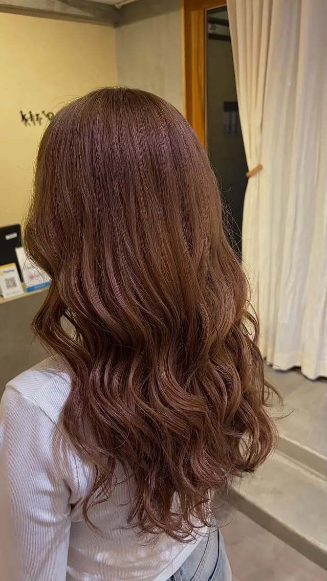 ロング カラー ブリーチ ブラウンカラー 本城 真奈のヘアスタイル