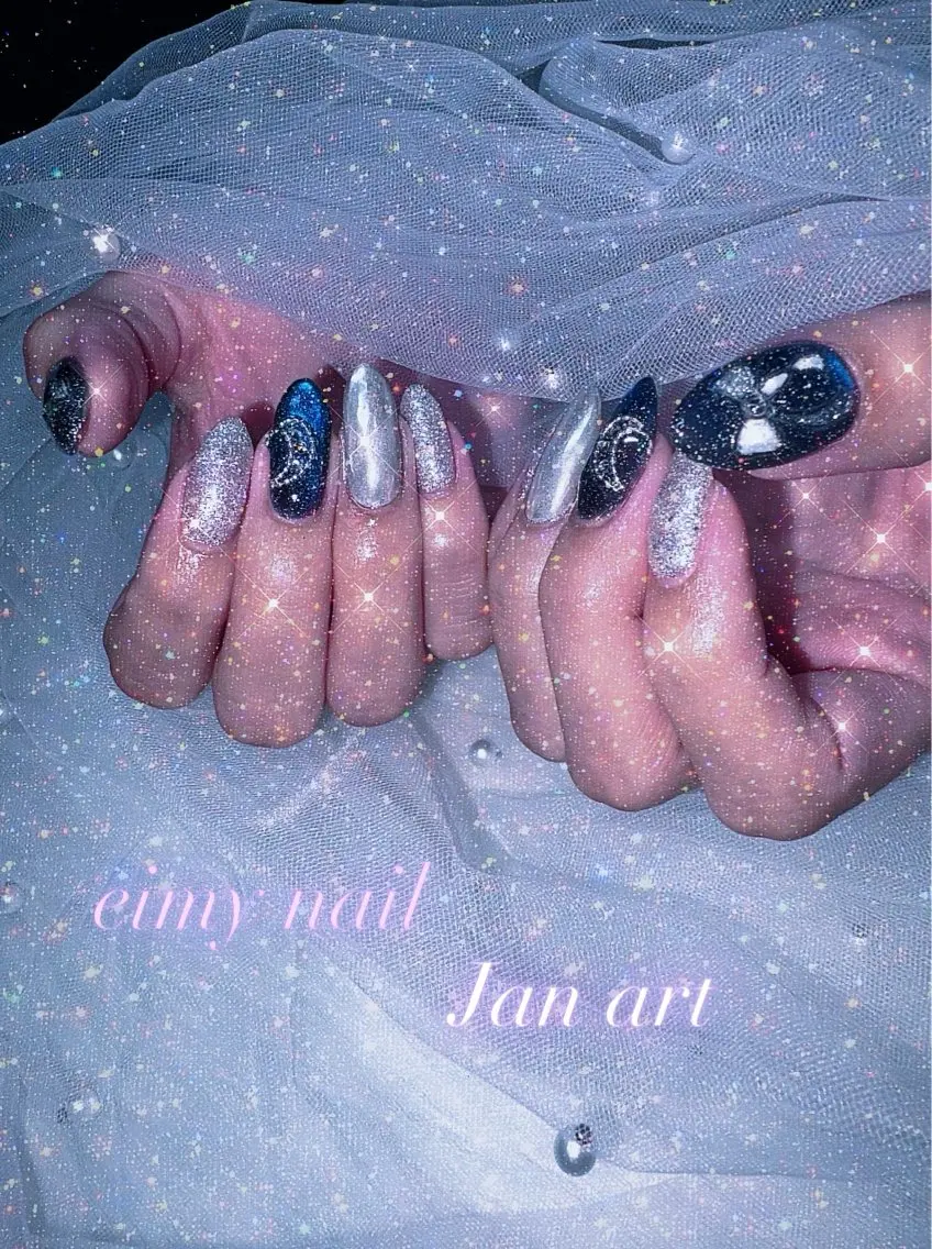ネイル アートネイル フラッシュネイル フラッシュマグ ラメ(グリッター) マグネットネイル ハンドネイル eimy nails♡のネイルデザイン