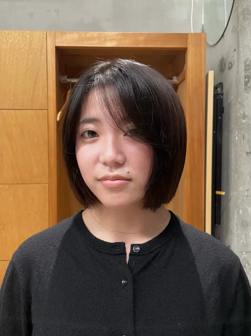 ミディアム chisato☁️ カットカラーモデルのヘアスタイル