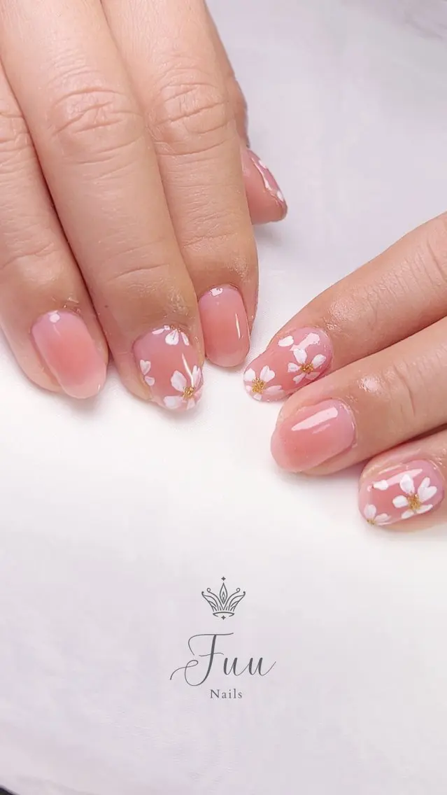 ネイル アートネイル チークネイル 桜ネイル マグネットネイル ミラーネイル 犬のいるネイルサロン Fuu nailsのネイルデザイン