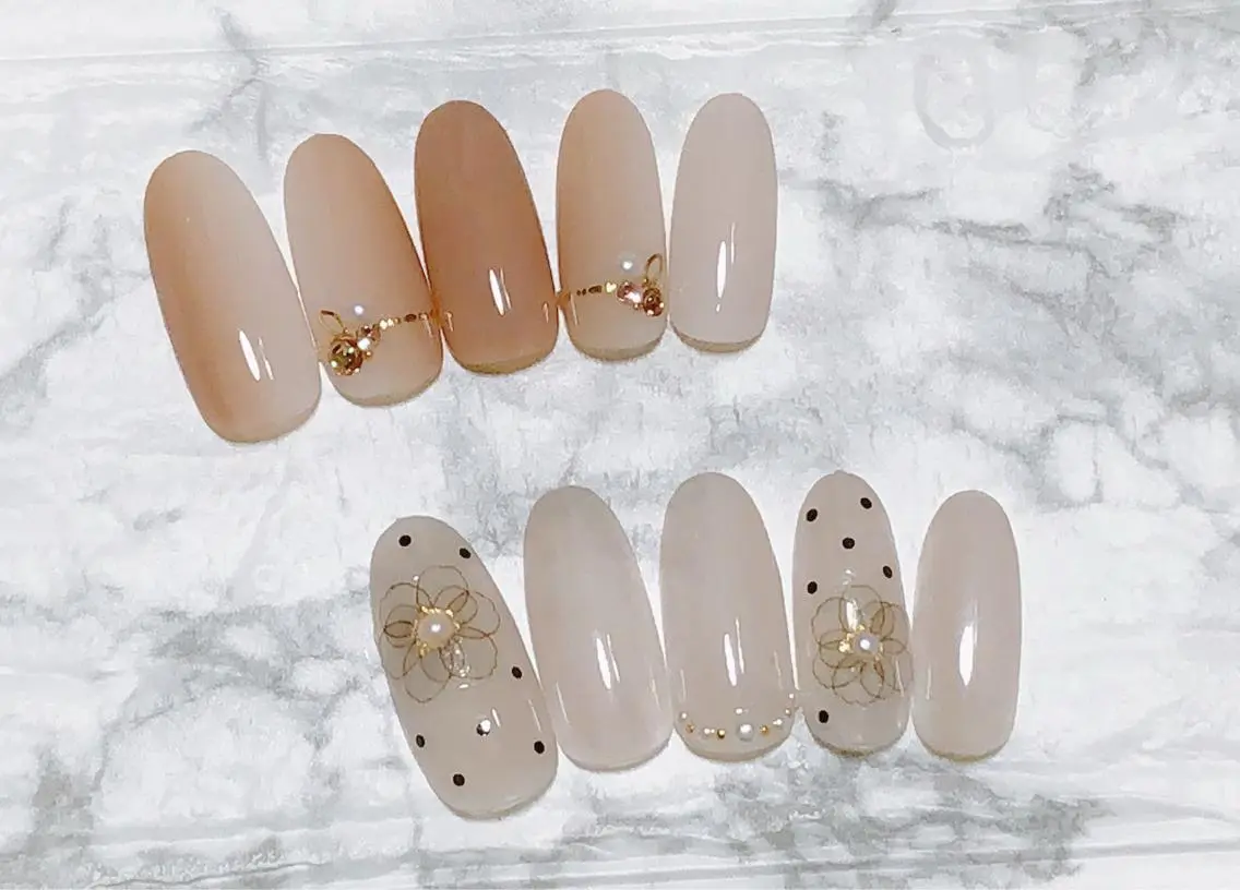 ネイル ブラウン グラデーション Nailsalon Eve（イヴ）のネイルデザイン
