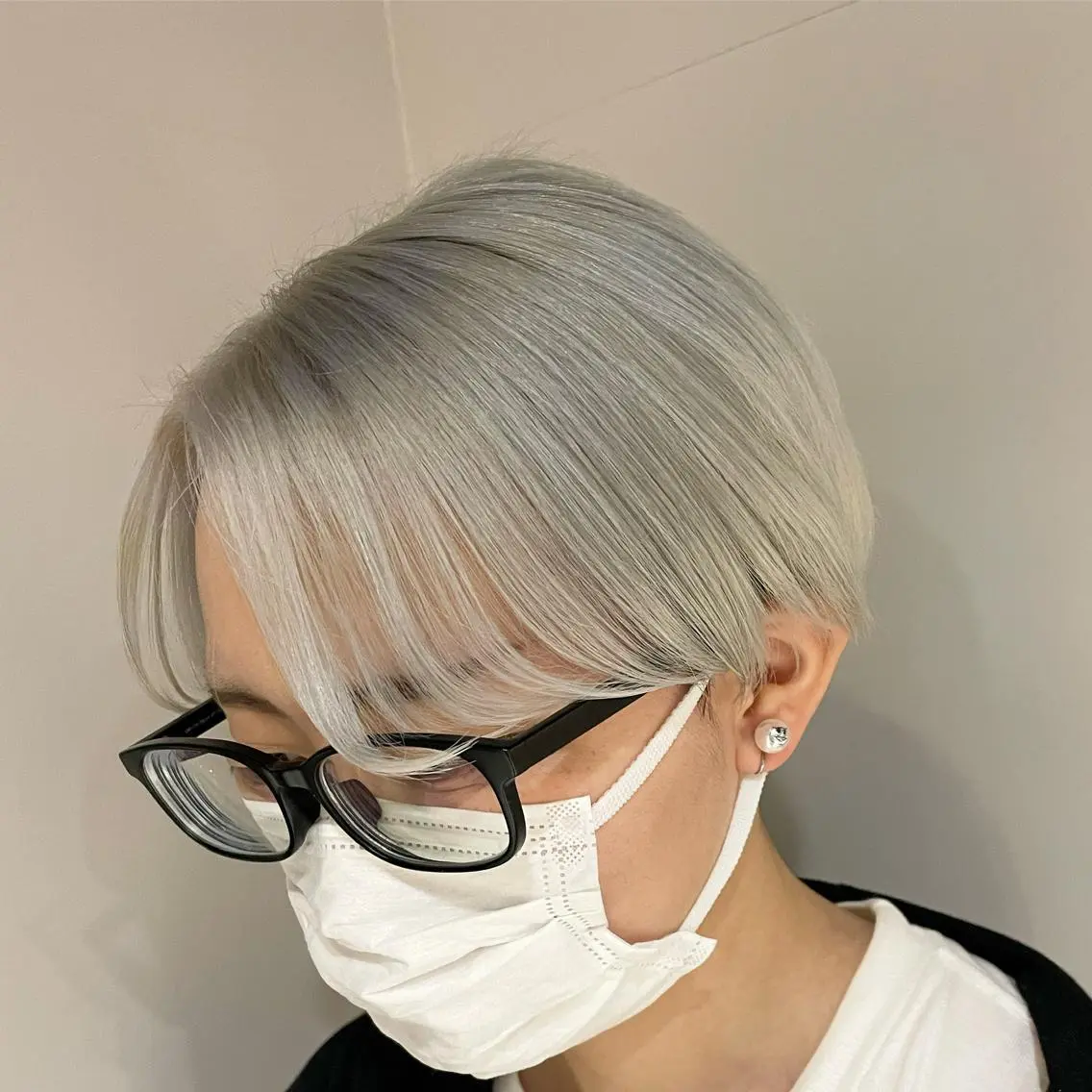 ショート カラー ブリーチ ブリーチ👩‍🦳/ ‪✂︎MANAMIのヘアスタイル