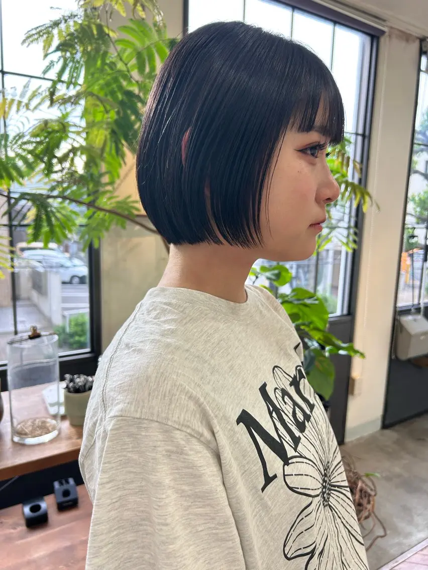 ショート ボブ SUNSUNSUN 斎藤天海のヘアスタイル