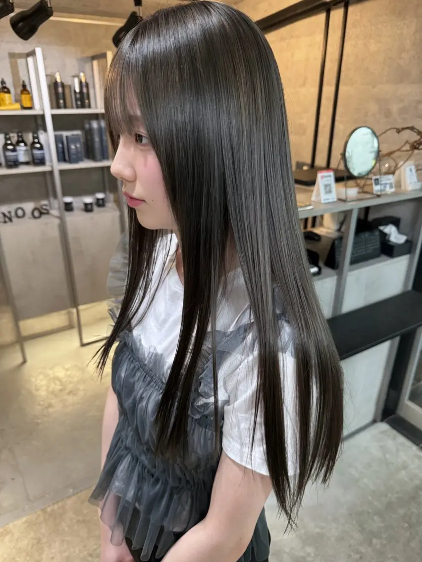ロング カラー カット ヘアカラー トリートメント You/透明感カラー レイヤーカット/ボブのヘアスタイル