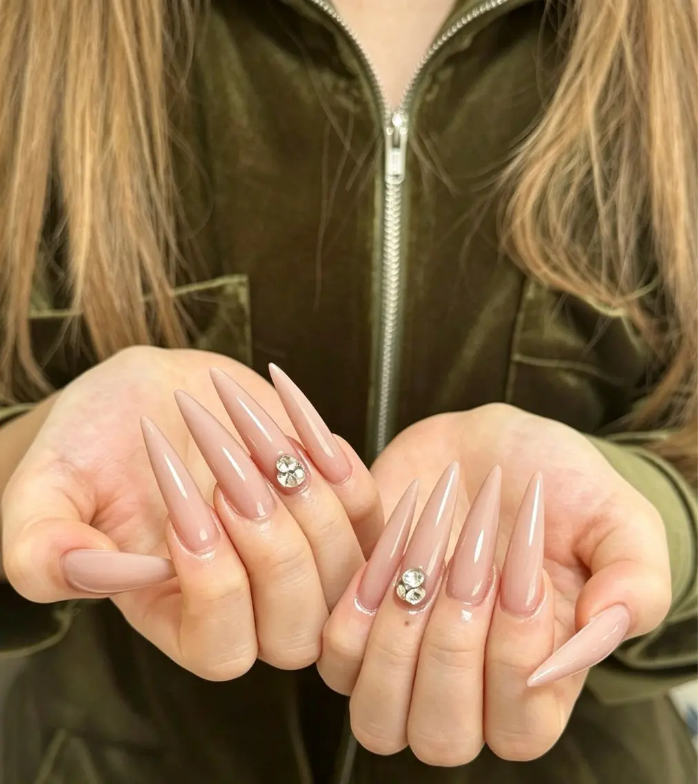 ネイル ハンドネイル ハンドケア Shiori Nailのネイルデザイン