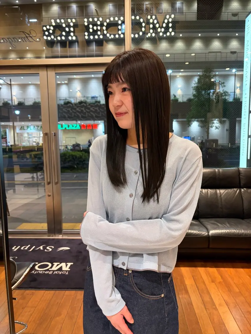 ロング カット トリートメント ルナ|縮毛矯正 ×レイヤーカット🥝のヘアスタイル
