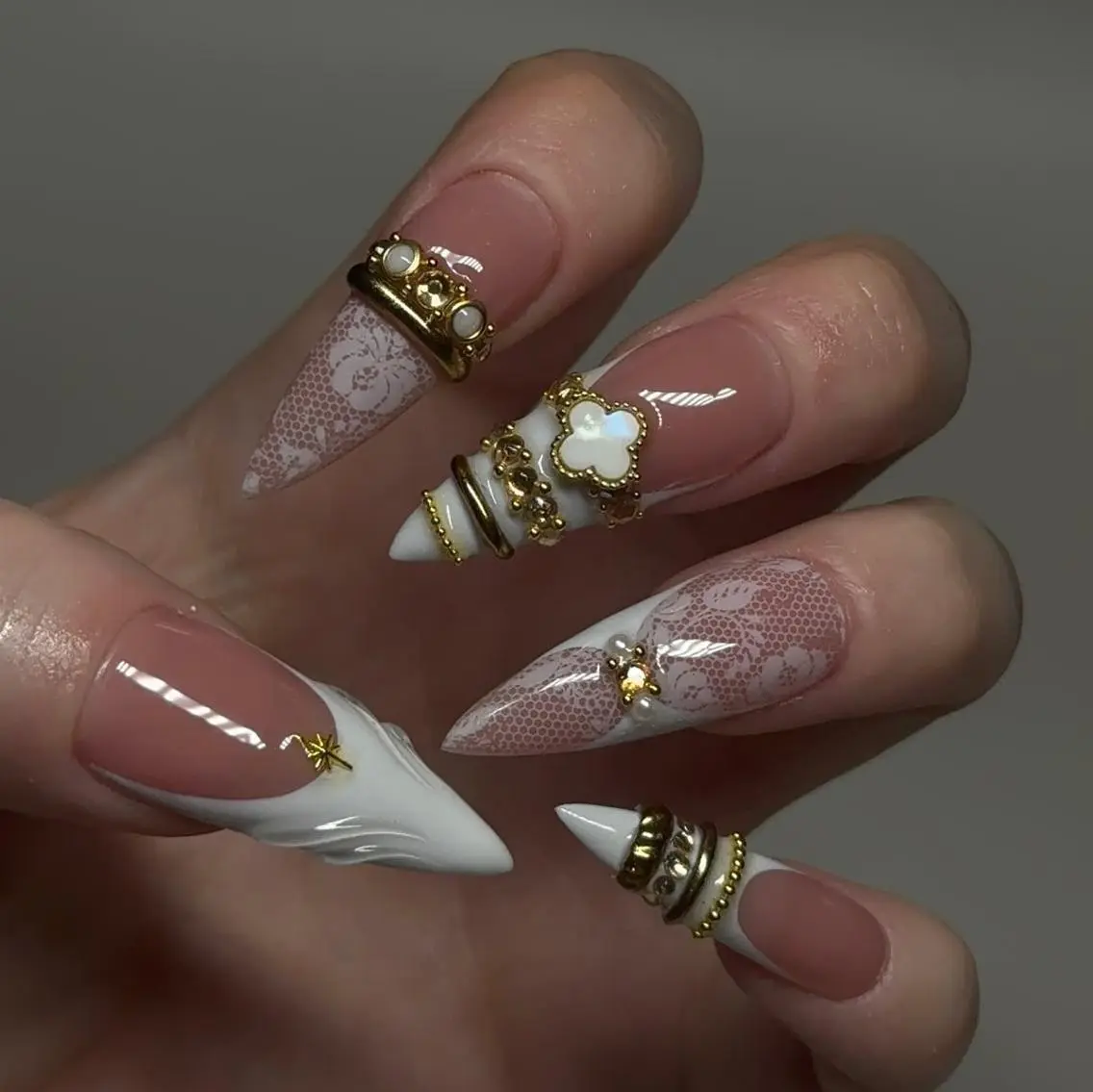 ネイル ハンドネイル ハンドケア Nova Nail Salonのネイルデザイン