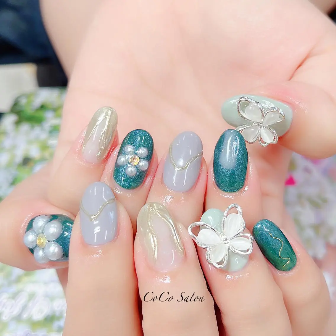 ネイル ブルー 成人式 長さ出し フレンチネイル ジェルネイル CoCoSalon ネイル/まつ毛予約のネイルデザイン