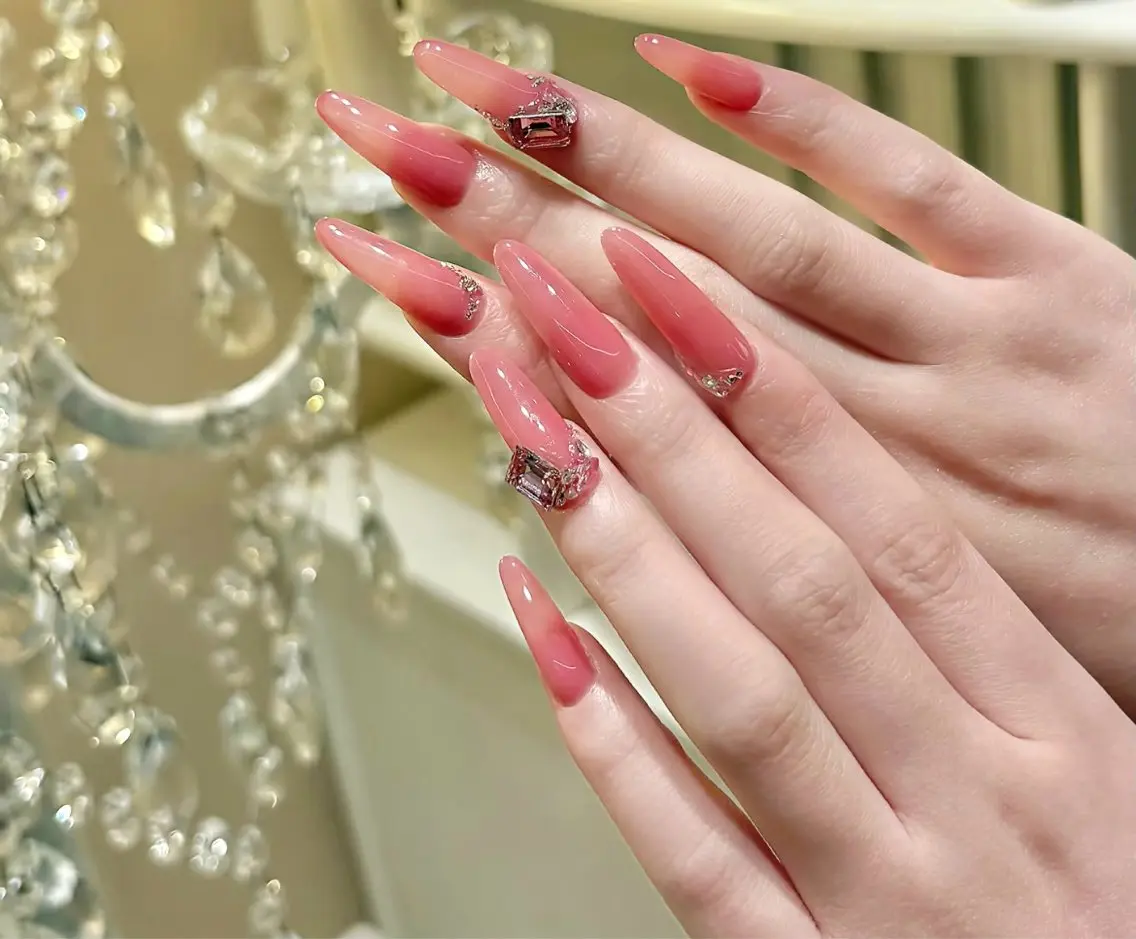 ネイル ハンドネイル Dione Nail きよみのネイルデザイン