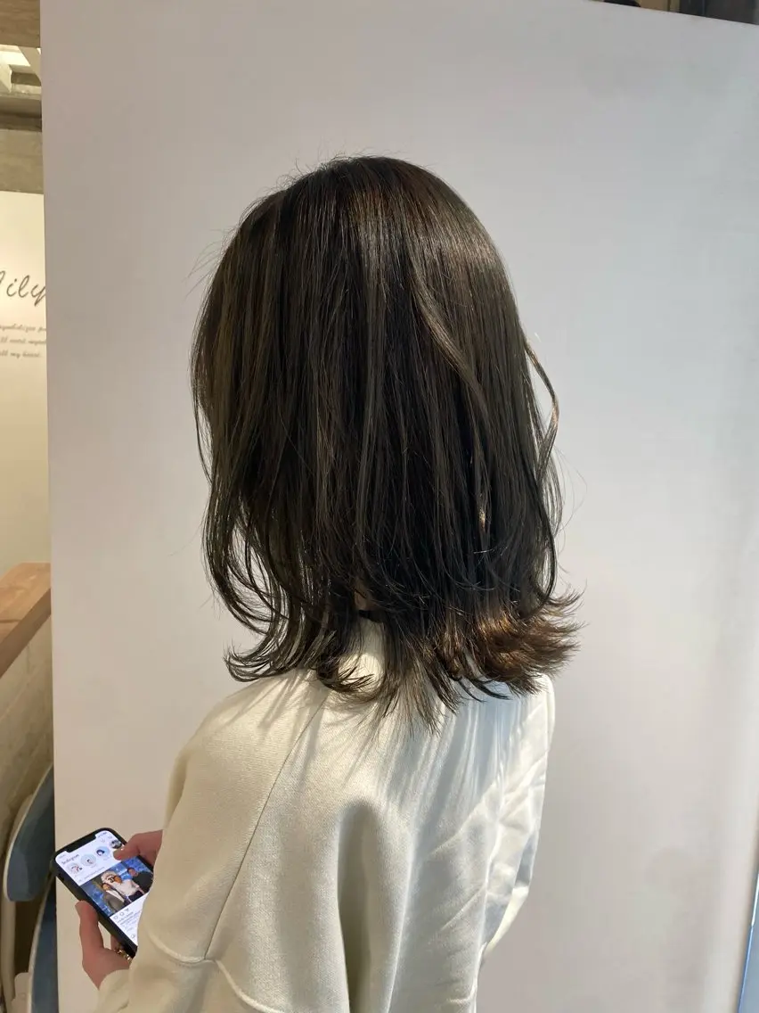 ミディアム カラー ベージュカラー カット ヘアカラー ブリーチなし/暖色/ 透明感/なおやのヘアスタイル