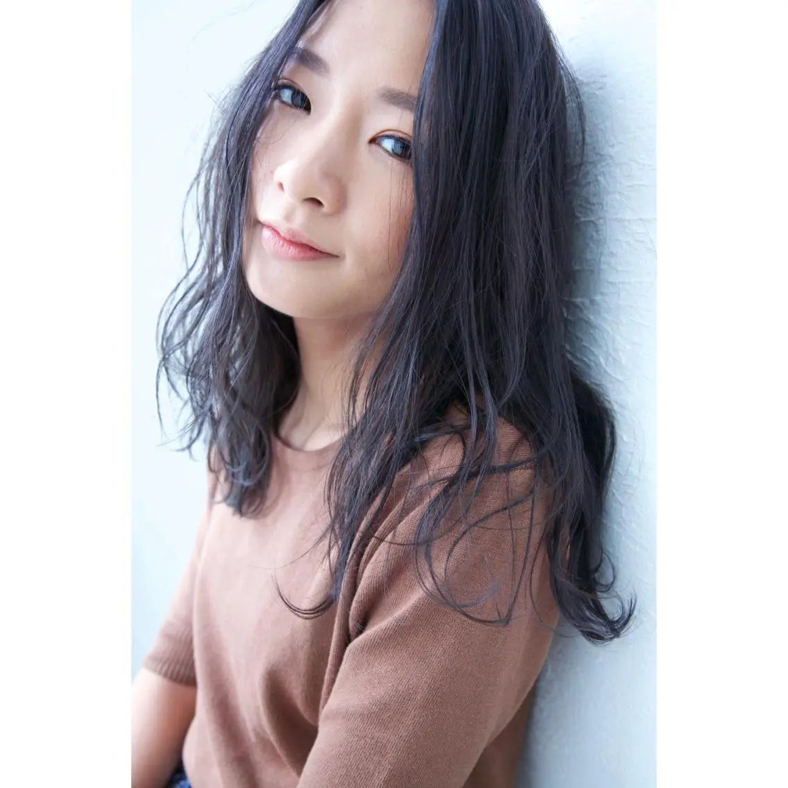 セミロング カラー fio マナミのヘアスタイル