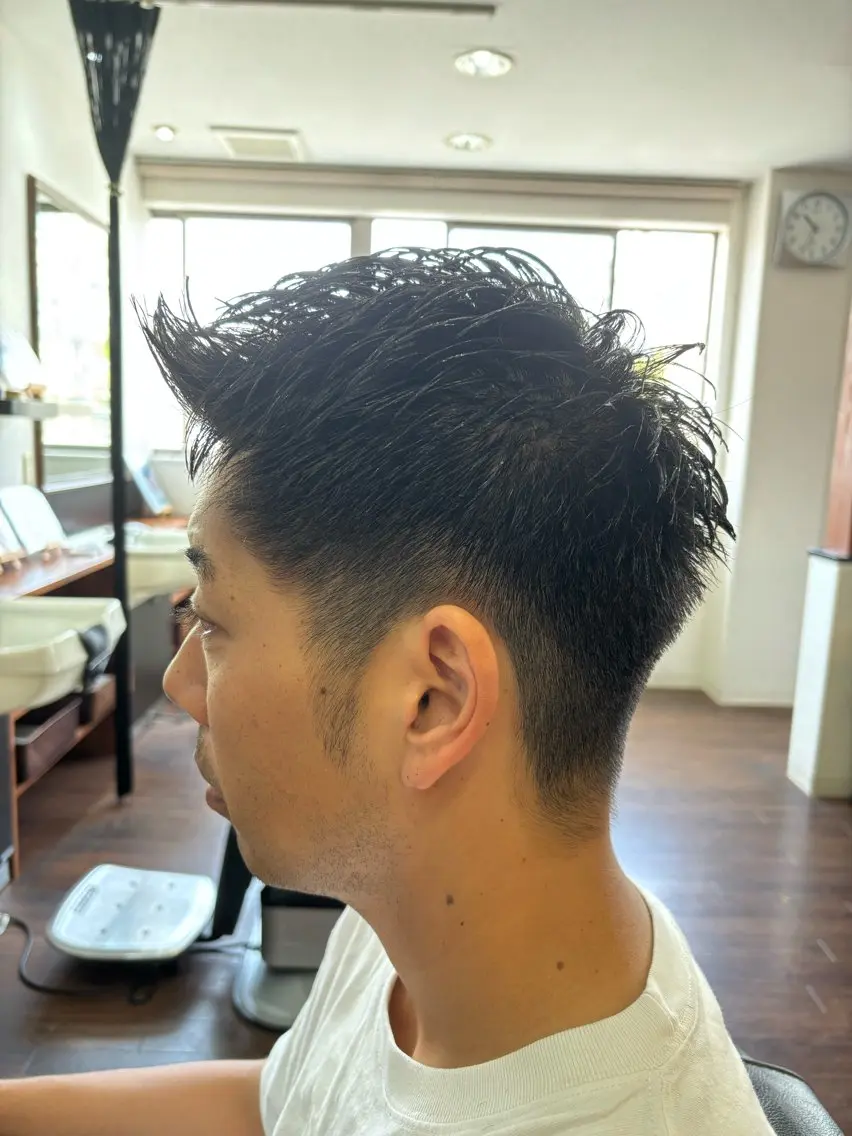 ショート ショートヘア 坂下健 メンズサロンのヘアスタイル