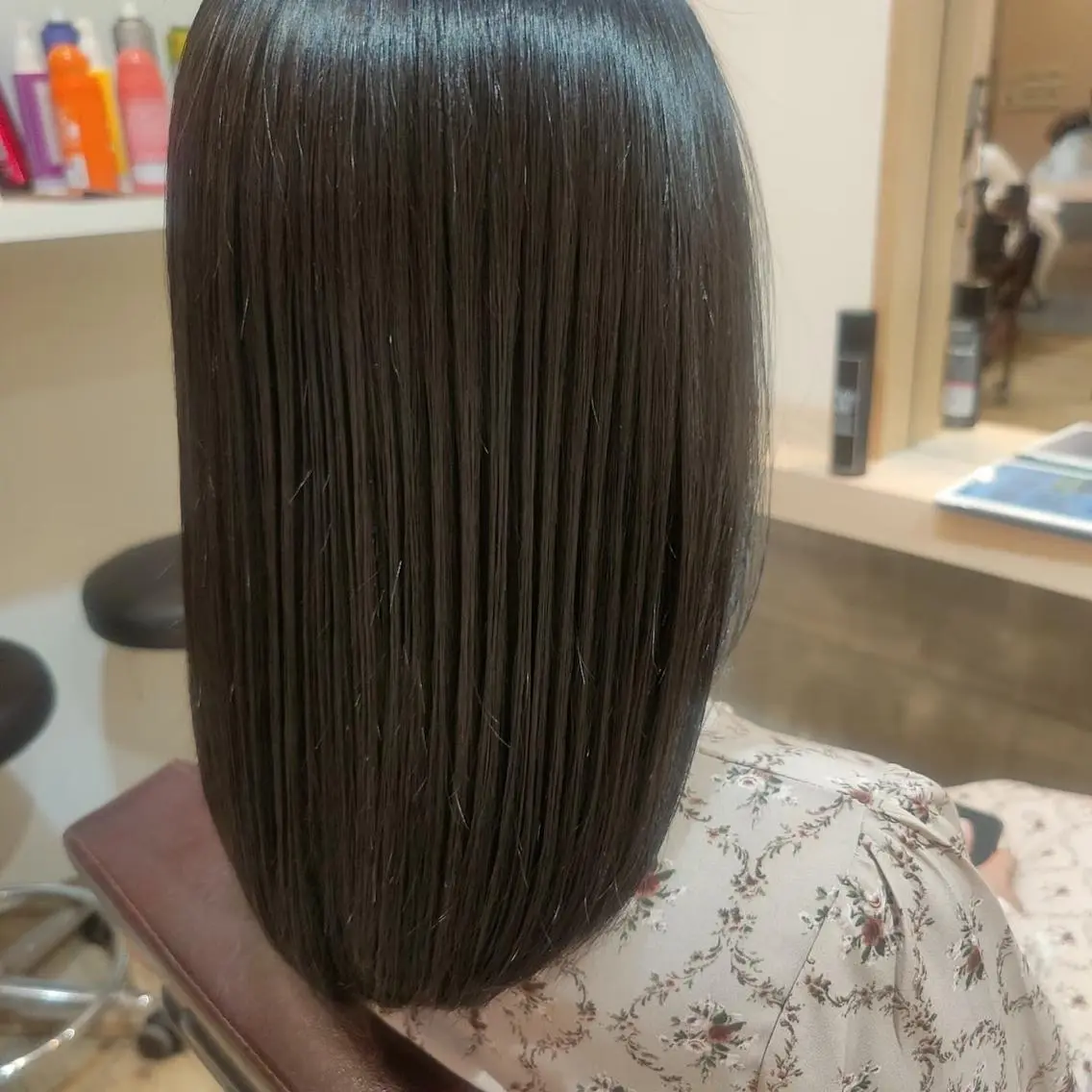 ミディアム カット ヘアカラー トリートメント 暖色 /シマダアミのヘアスタイル