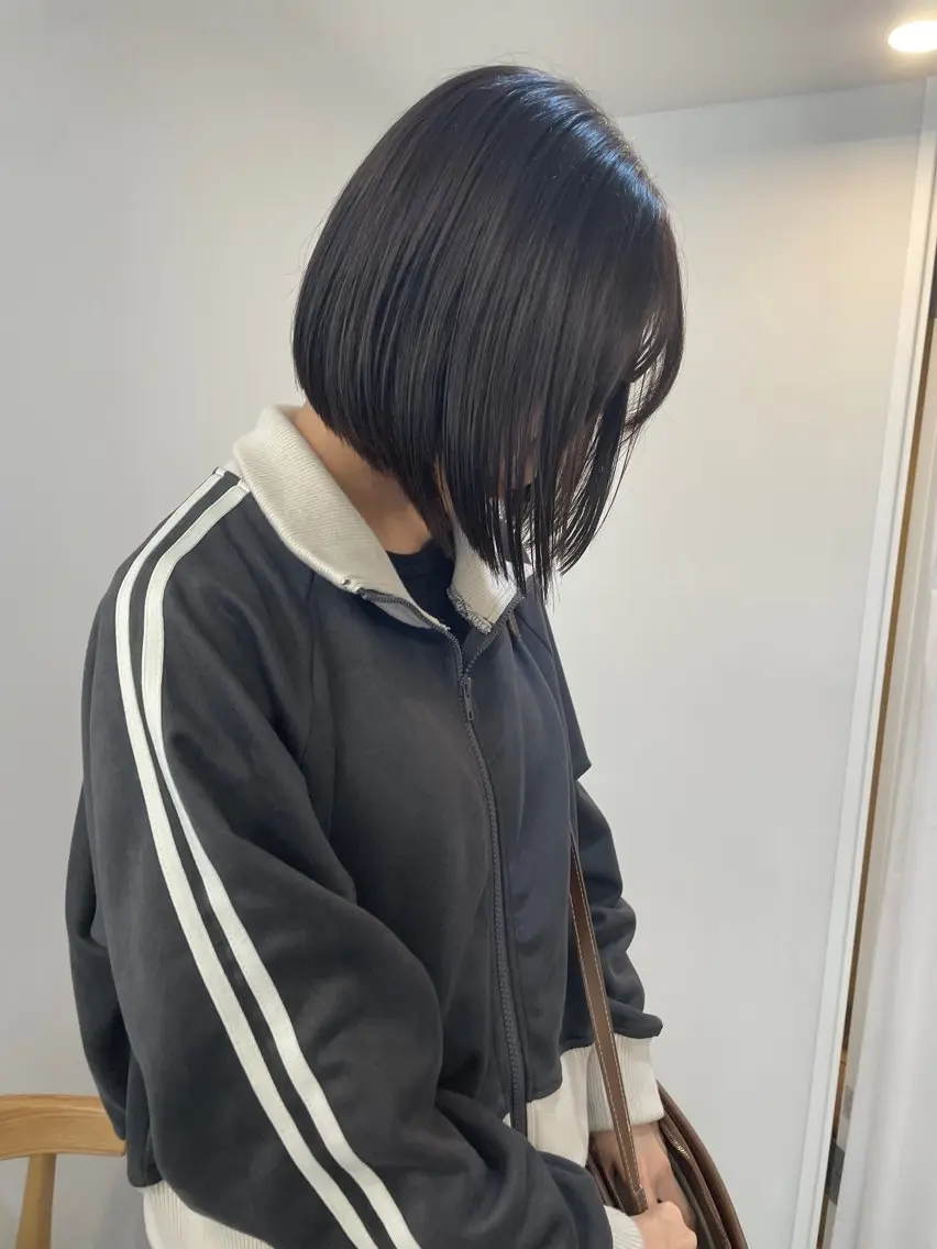 ショート 前下がりボブ ボブ 🫧透明感カラー/ ボブ/小笠原汐海🪽のヘアスタイル