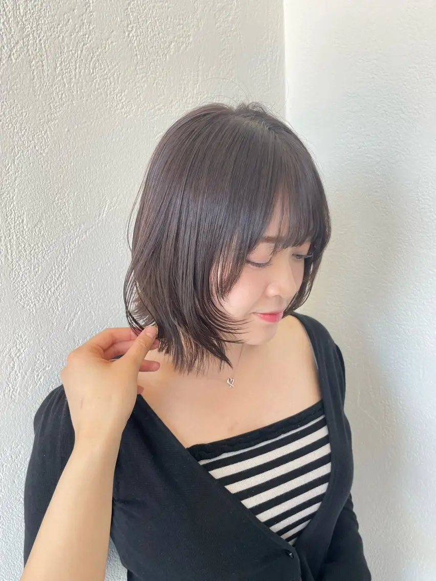 ショート カラー ボブ 佐藤 陽菜のヘアスタイル